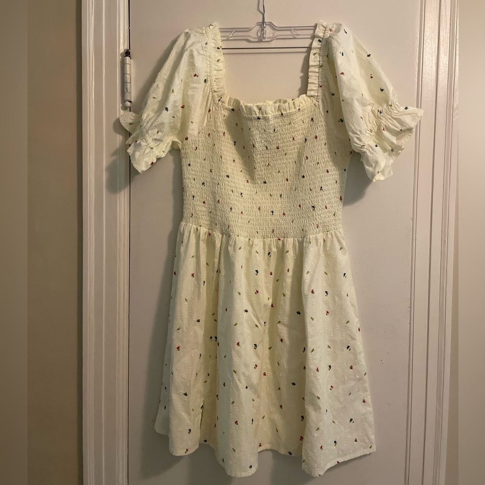 Influence Cream Ditsy Floral Smocked Bodice Babydoll Coquette Mini Dress Size 10